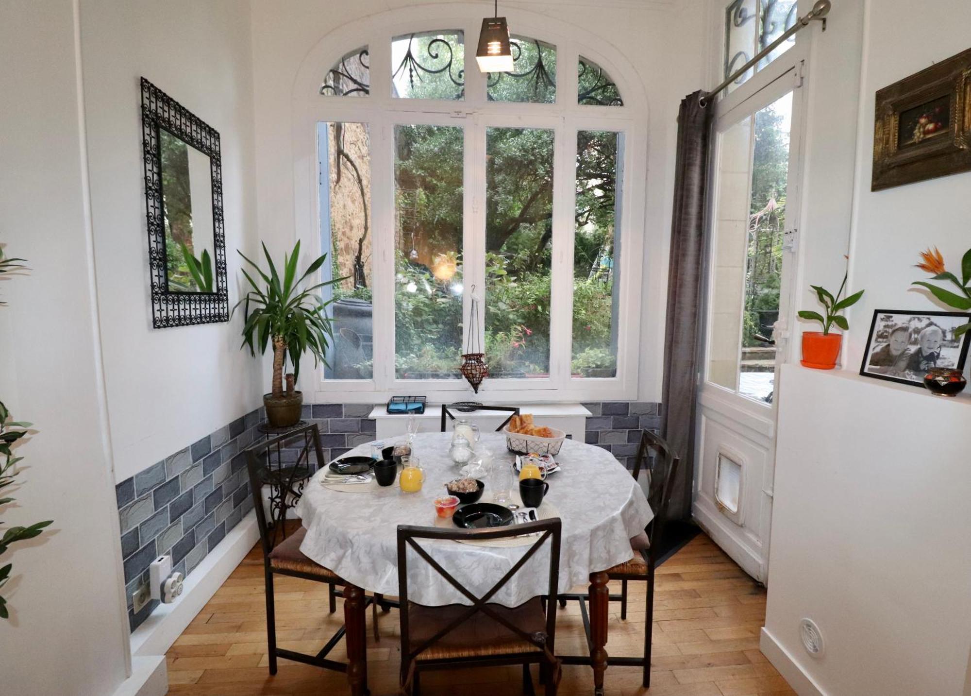Duplex Au 2Eme Et De Notre Maison -Acces Au Jardin-Smart Tv-Streaming-Wifi Le Mans Bagian luar foto
