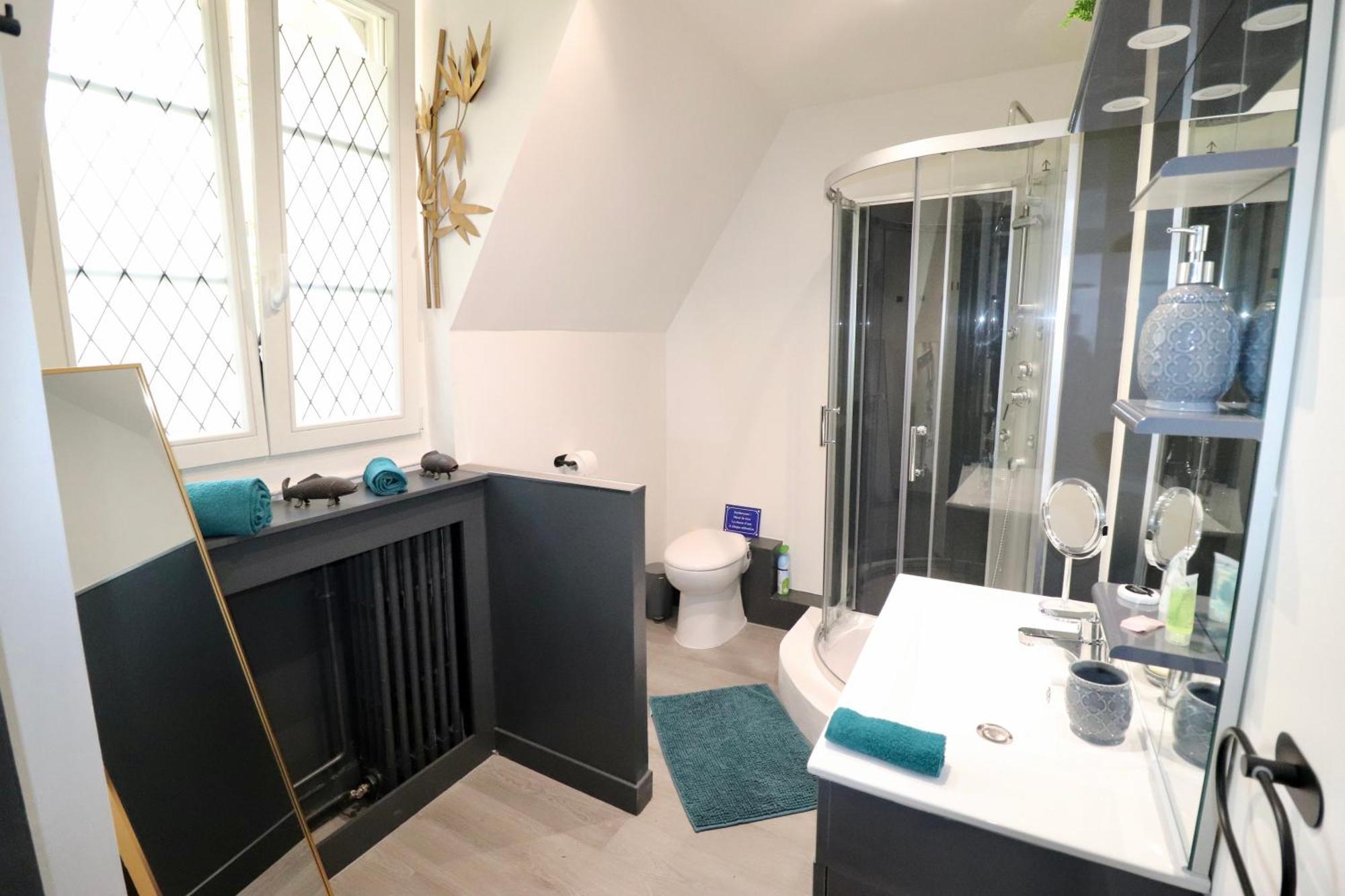 Duplex Au 2Eme Et De Notre Maison -Acces Au Jardin-Smart Tv-Streaming-Wifi Le Mans Bagian luar foto